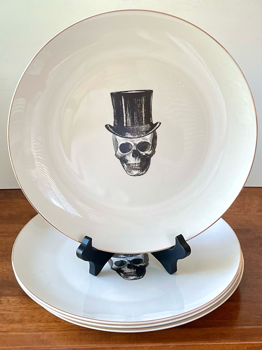Set of 4 Harvest Green Studio Halloween Skull Dinner Plates Top Hat Gothic